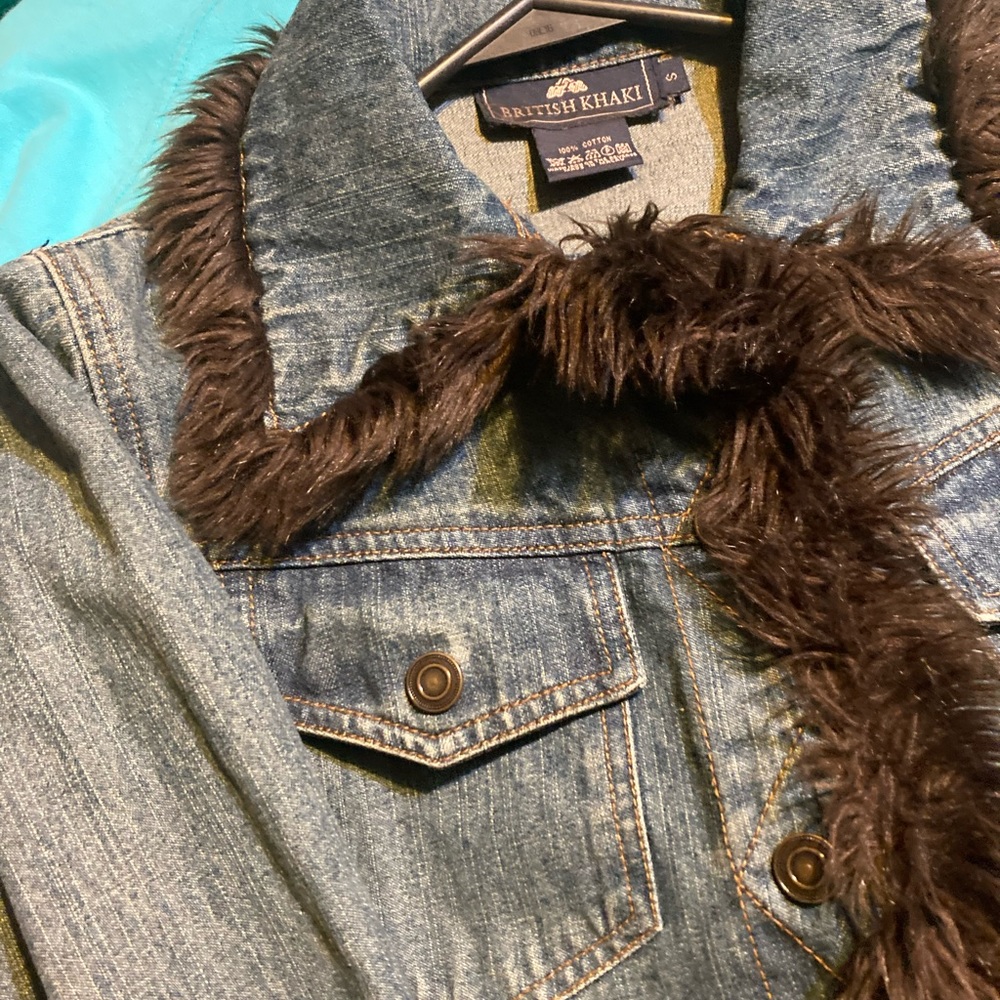 Size S denim jacket w/ faux fur trim, excellent condition, throwback,sexy look